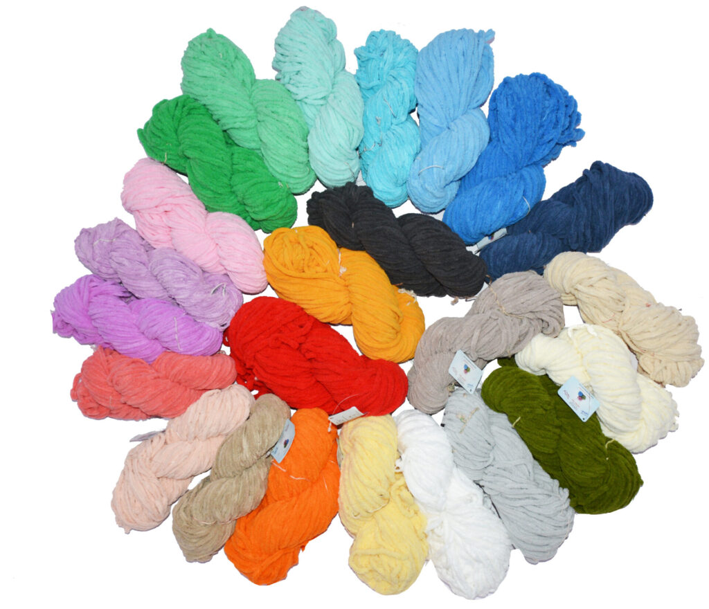 Ganga Velvety / Chenille Yarn Yes Papa Handmade